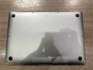 Apple MacBook Air MVH22LL/A Laptop 12.6